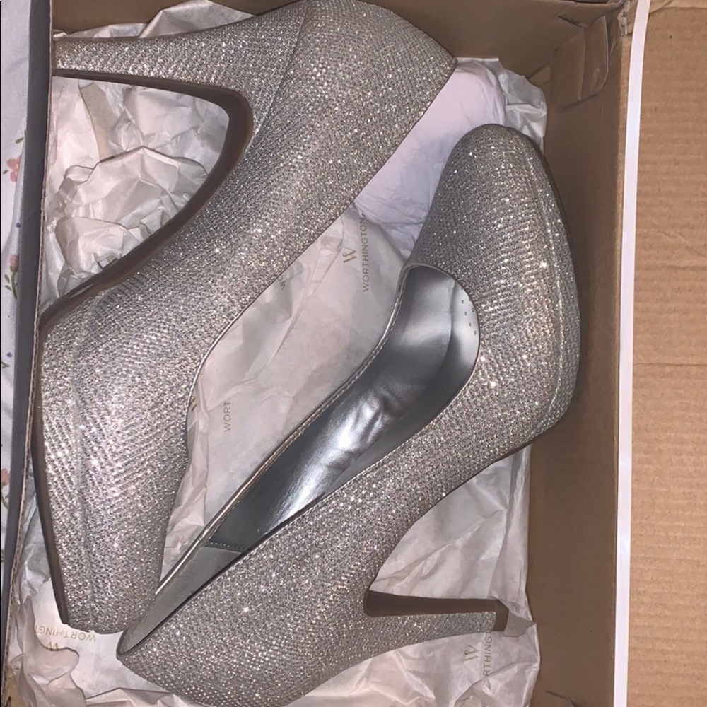 Worthington silver heels